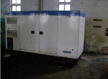 耀州康明斯150kw大型柴油二手发电机组